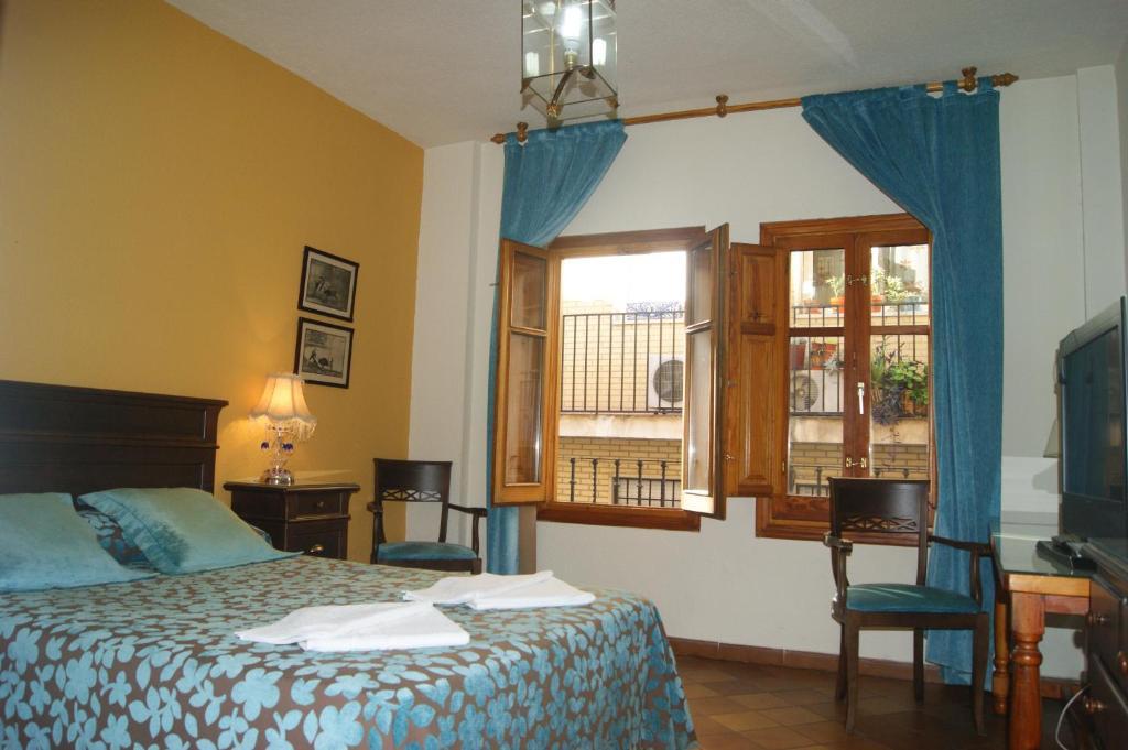Hotel Almona Granada Bilik gambar